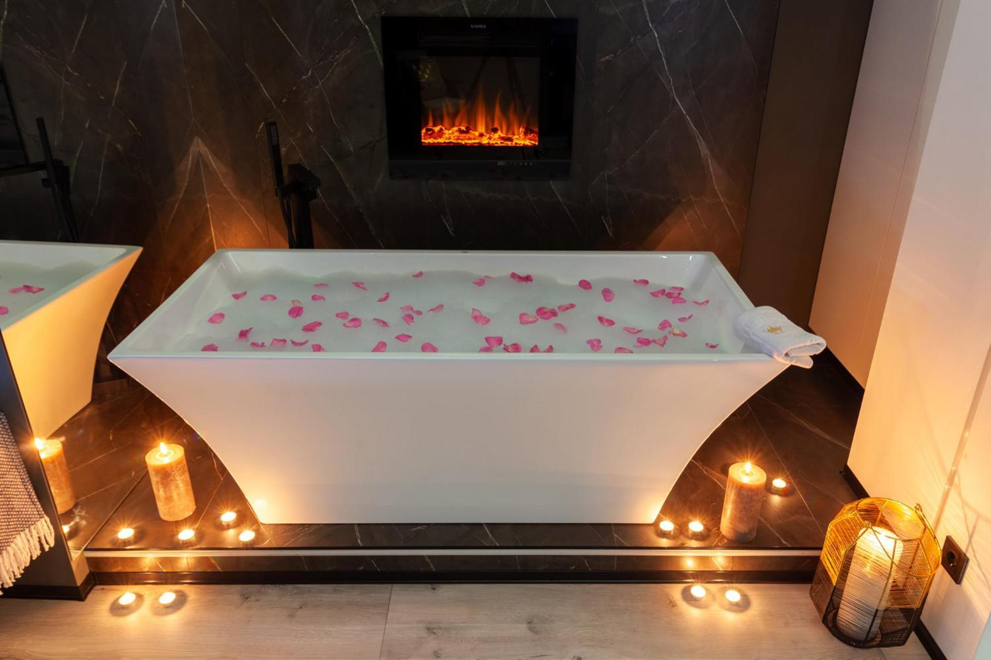 Royal Romantic Apartment With Bathtub إلفيف المظهر الخارجي الصورة